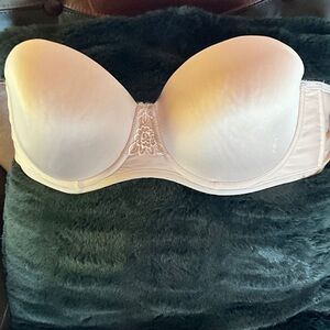 Chic Strapless Nude Bra Vanity Fair